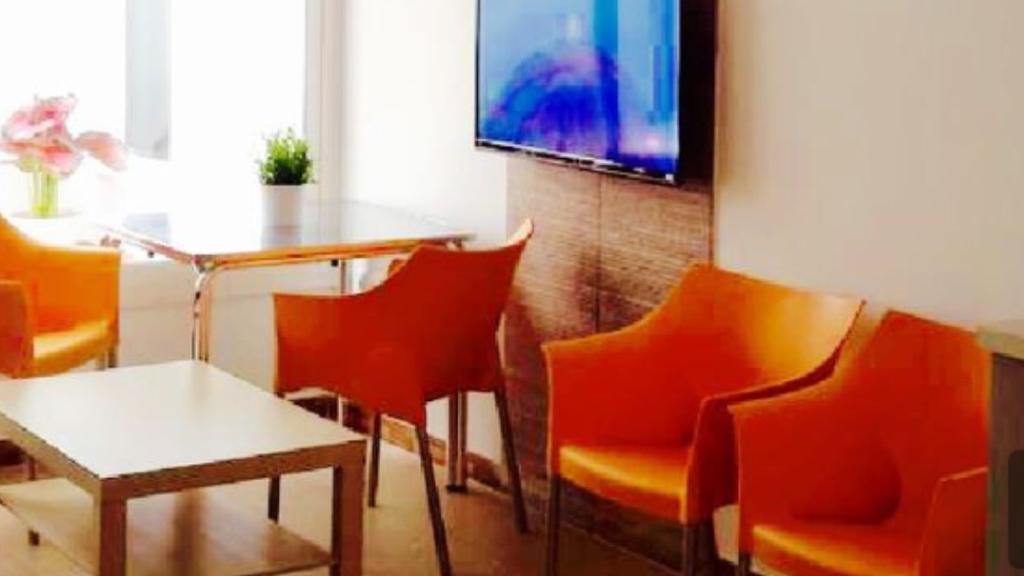 Malaga Centro Apartamentos エクステリア 写真
