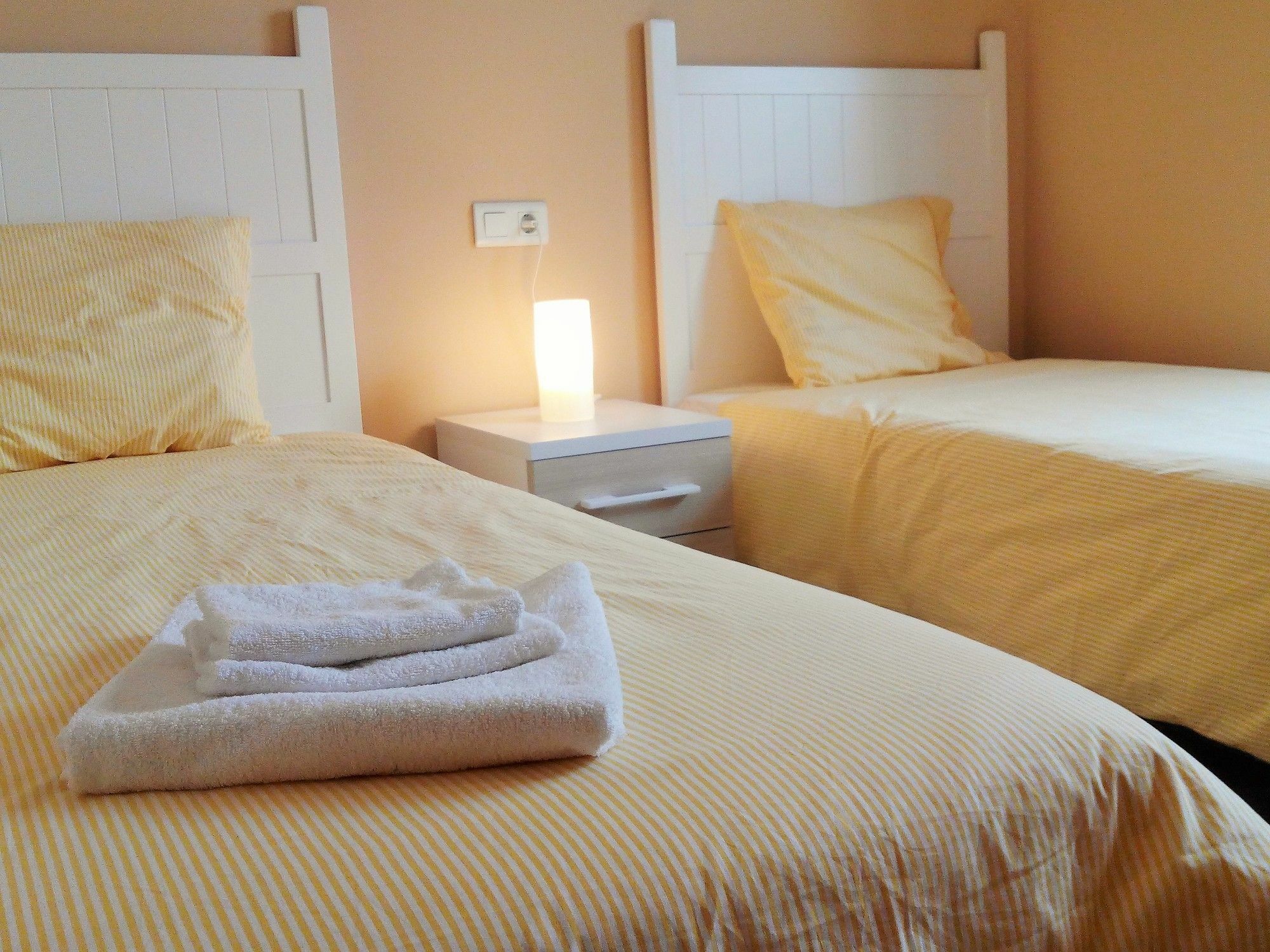 Malaga Centro Apartamentos エクステリア 写真