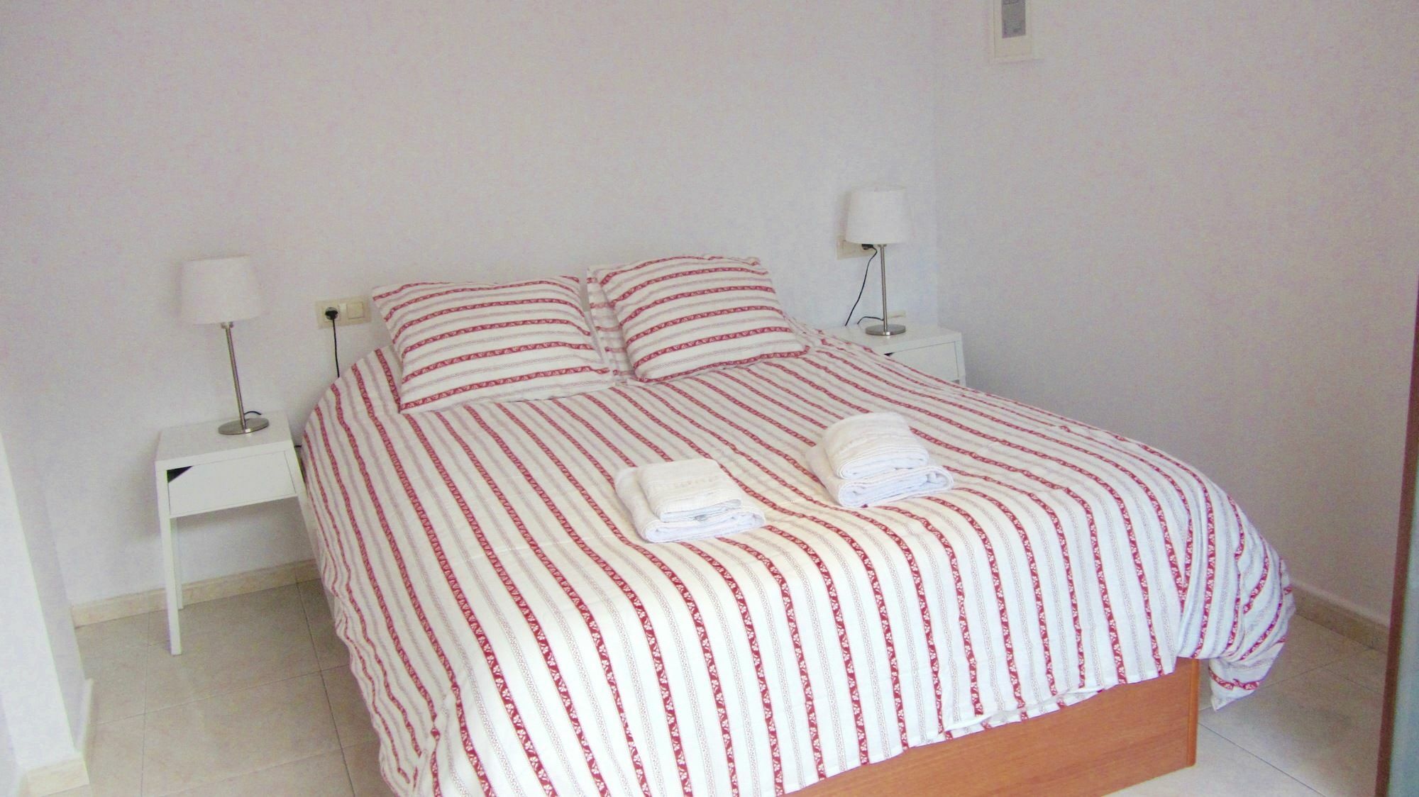 Malaga Centro Apartamentos エクステリア 写真